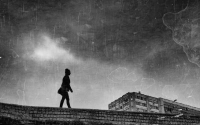 Does Walking on Your Roof Damage It?